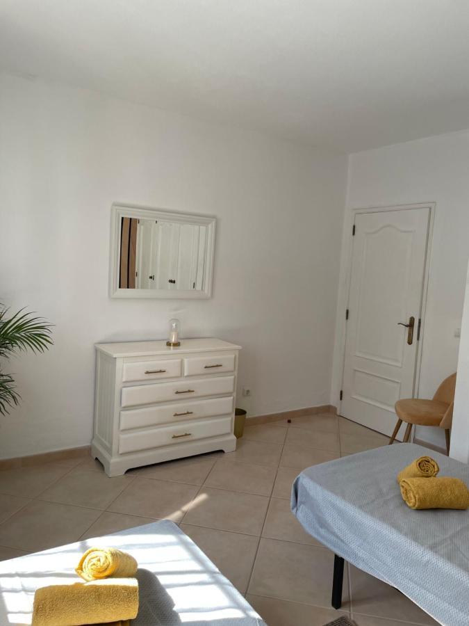 Travellers Guesthouse Lagos Esterno foto