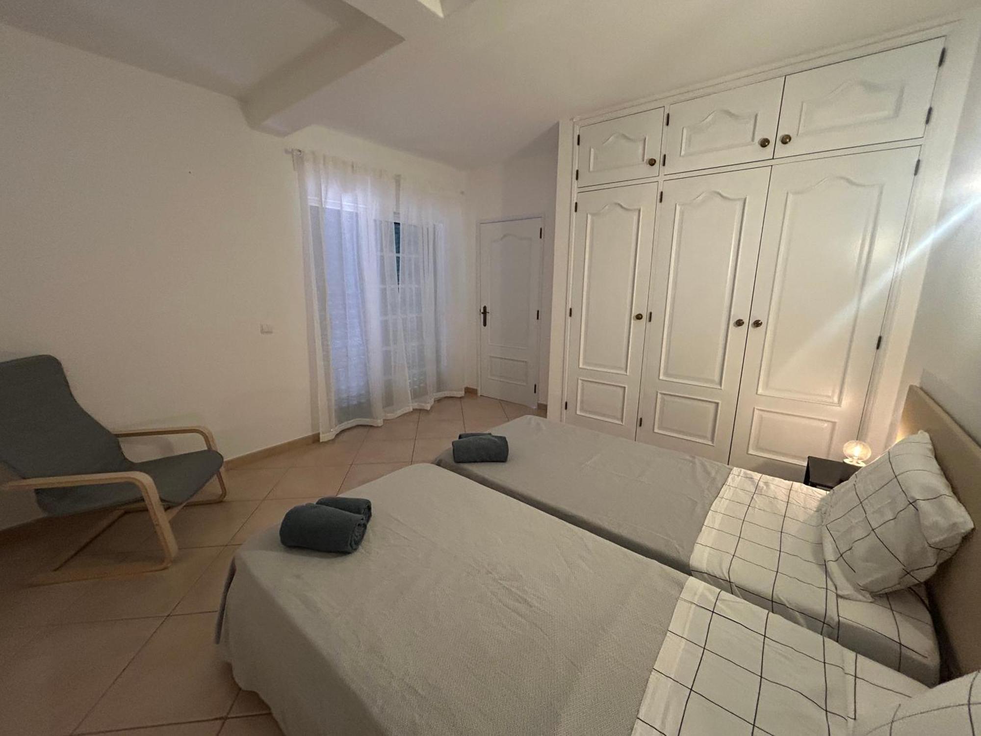 Travellers Guesthouse Lagos Esterno foto