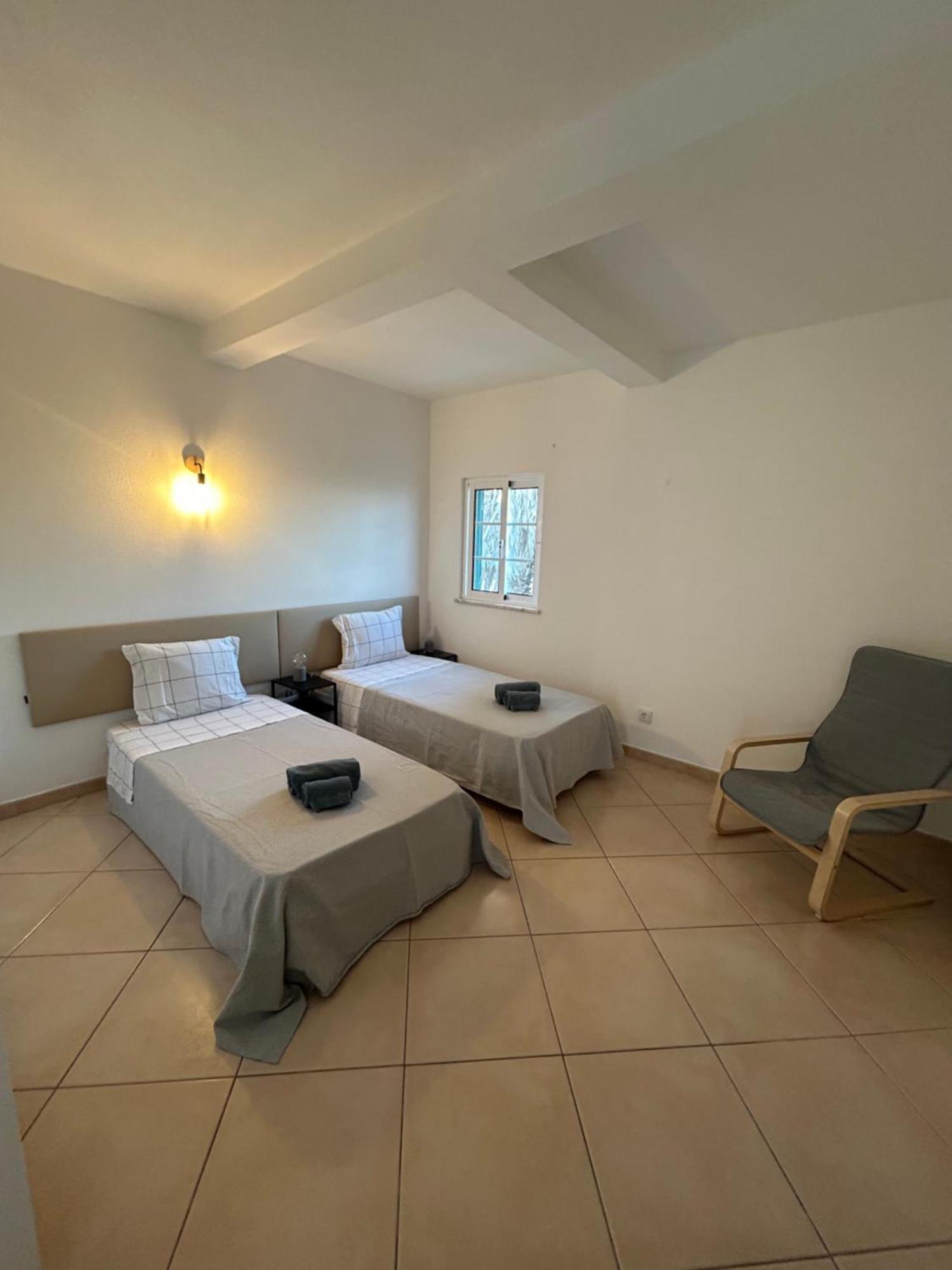 Travellers Guesthouse Lagos Esterno foto